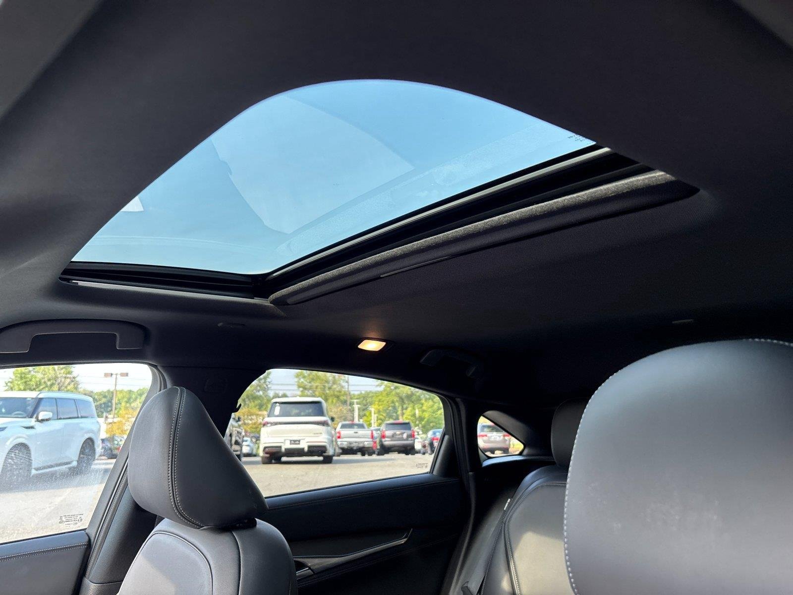 Used 2023 Hermosa Blue INFINITI ESSENTIAL image 31