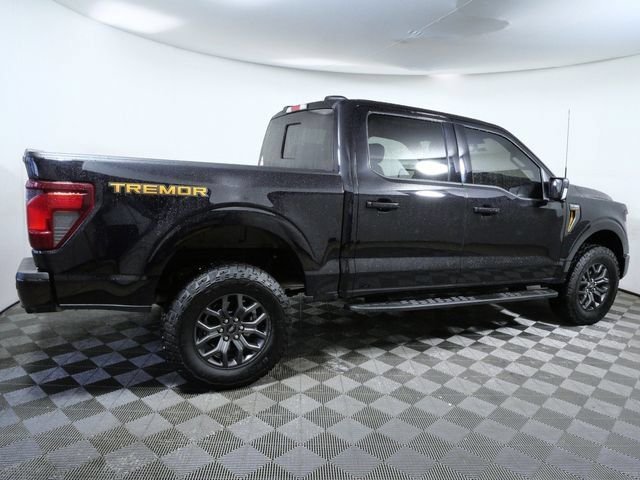 Used 2025  Ford Tremor image 7