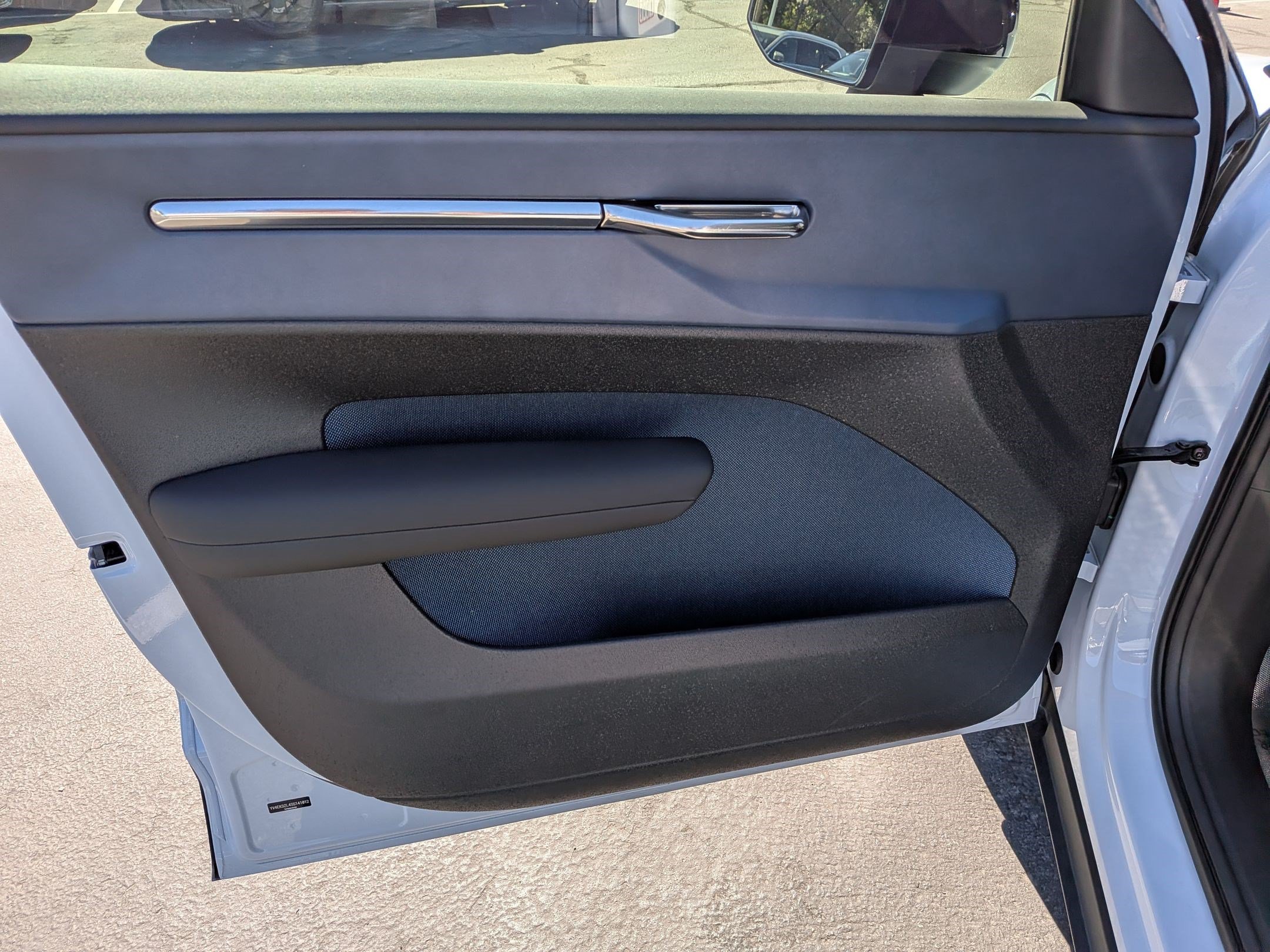 Certified Used 2025 Cloud Volvo Ultra image 12