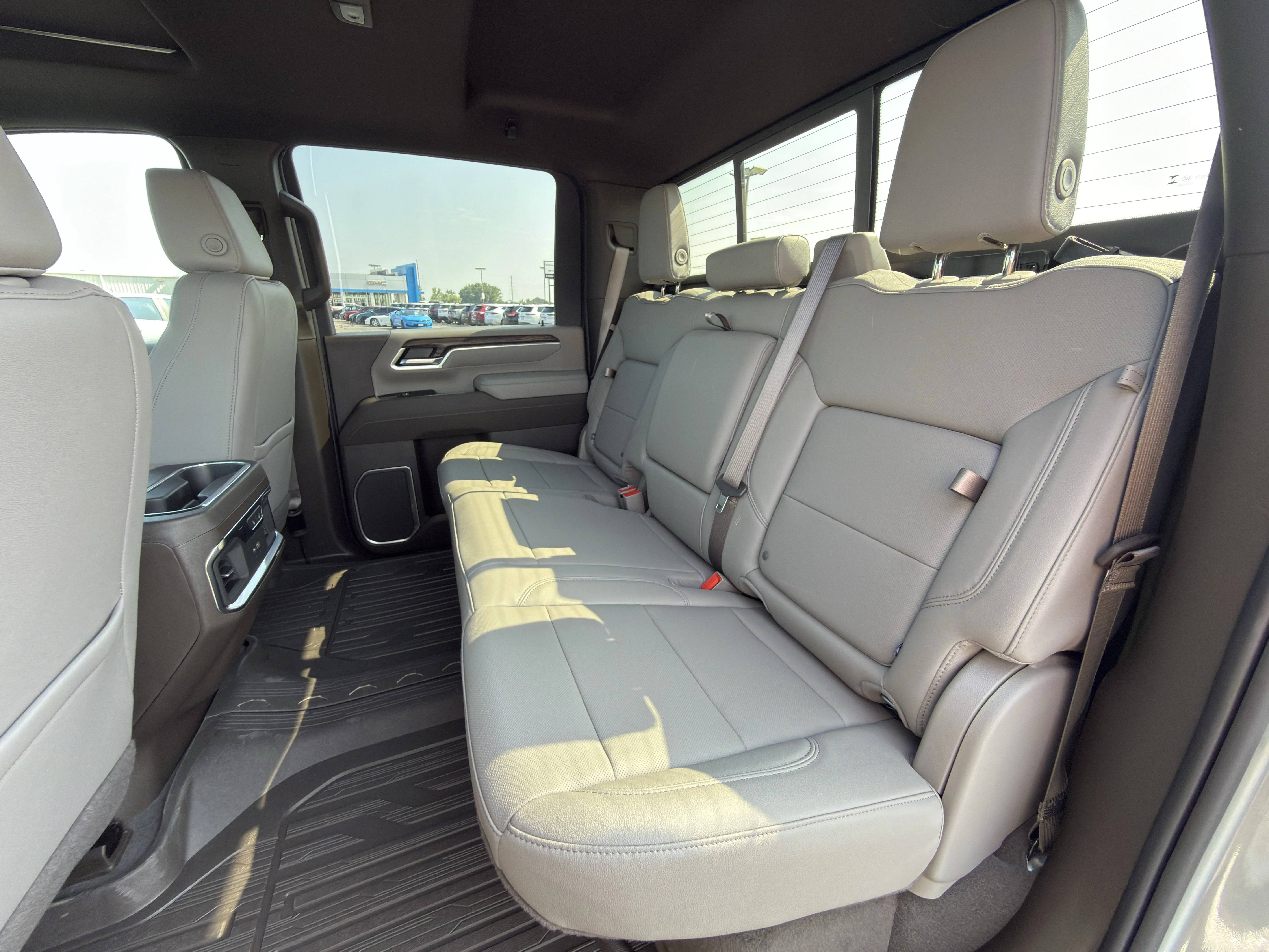 2026 GMC Sierra 2500HD SLT - Photo 18