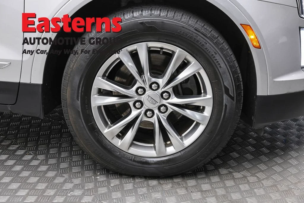 Used 2020 Silver Cadillac Premium Luxury image 33