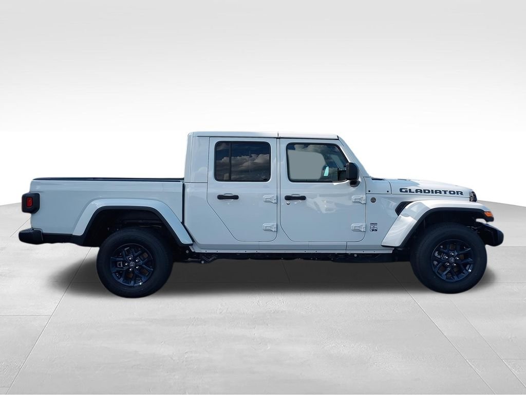 New 2026 White Jeep 85th Anniversary Edition image 9