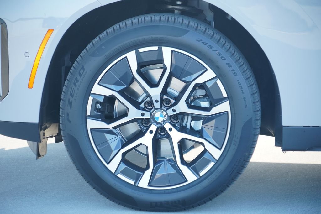 New 2026 Dune Grey Metallic BMW 30 xDrive image 5