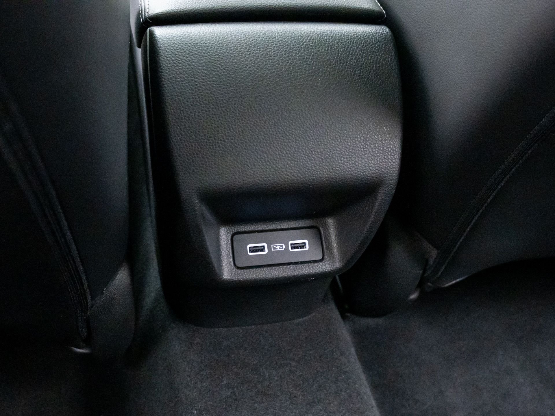 Used 2024 White Honda Touring image 18