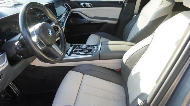 Used 2024 Gray BMW xDrive40i image 21