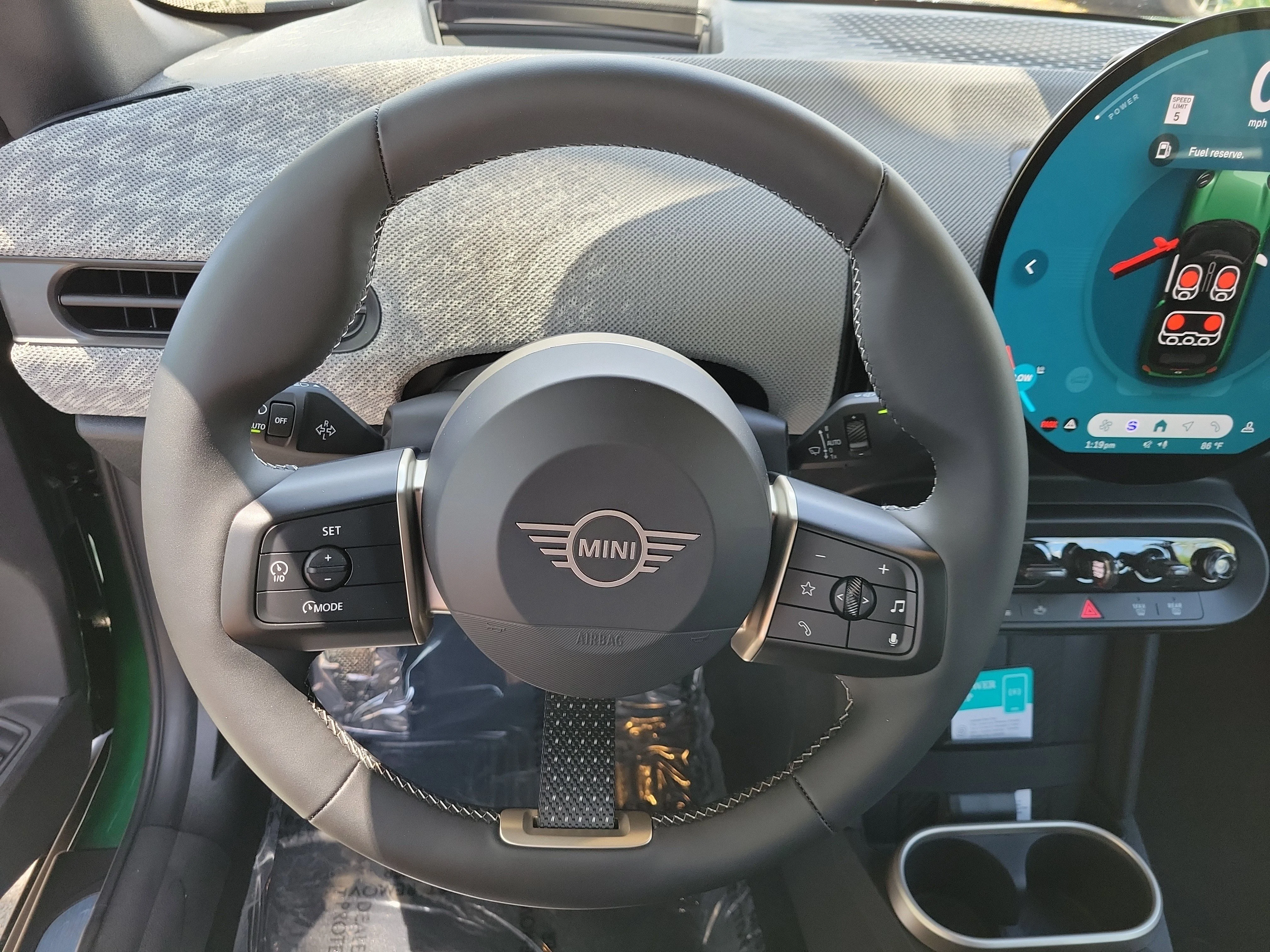 New 2026 British Racing Green MINI Signature Plus image 16
