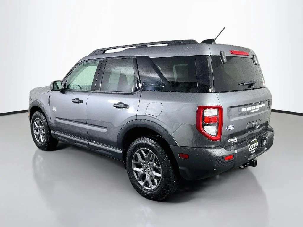 New 2026 Carbonized Gray Metallic Ford Big Bend image 10