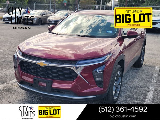 Pre-Owned 2024 Chevrolet Trax LT