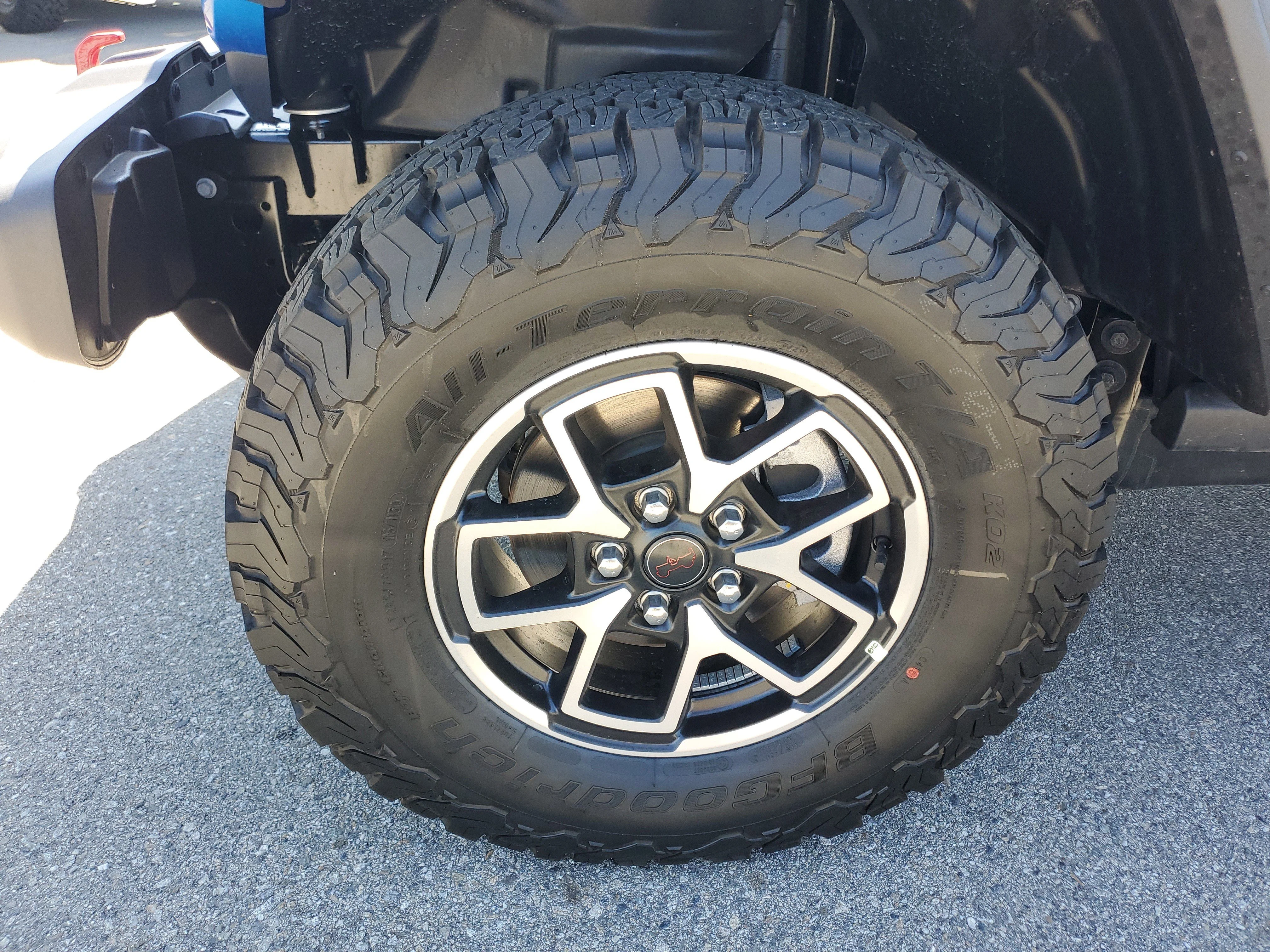New 2026 Hydro Blue Pearlcoat Jeep Rubicon image 11