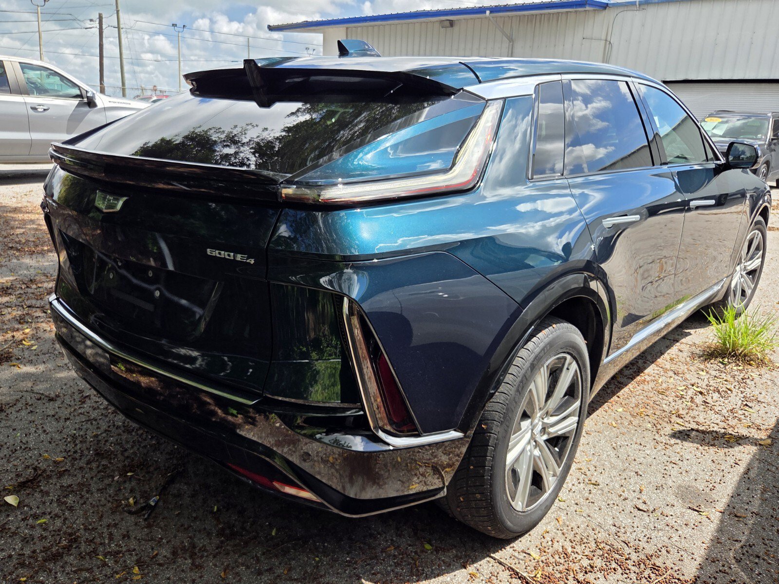 Used 2024 Emerald Lake Metallic Cadillac Tech image 3