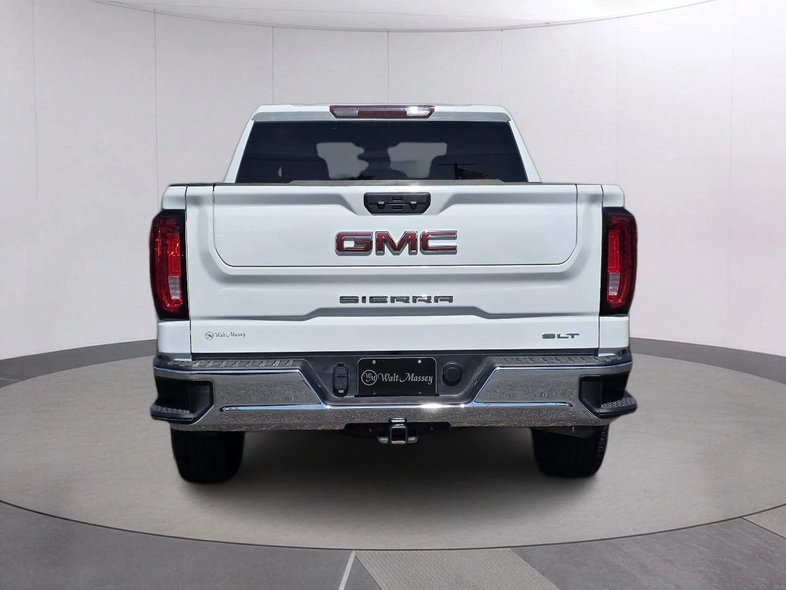 Used 2025 Summit White GMC SLT image 6