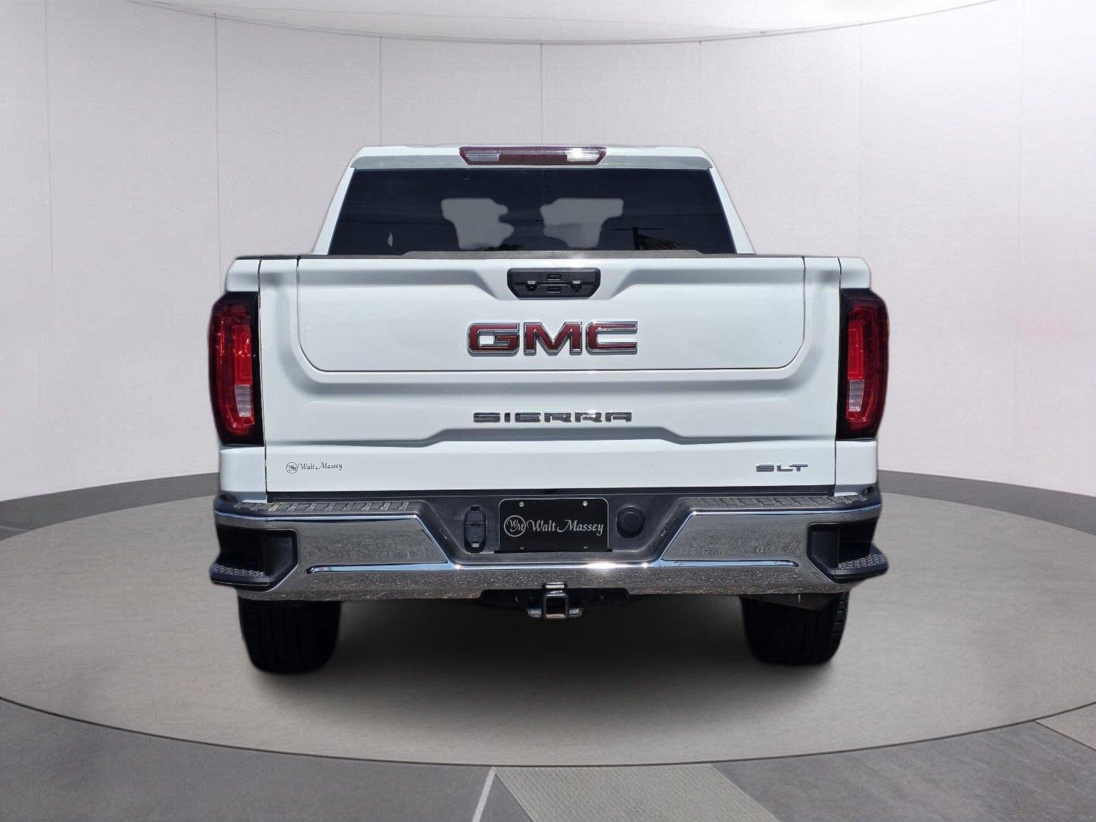 Used 2025 Summit White GMC SLT image 6