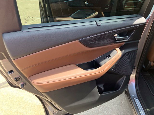 Used 2023 Liquid Carbon Metallic Acura w/Advance Package image 22