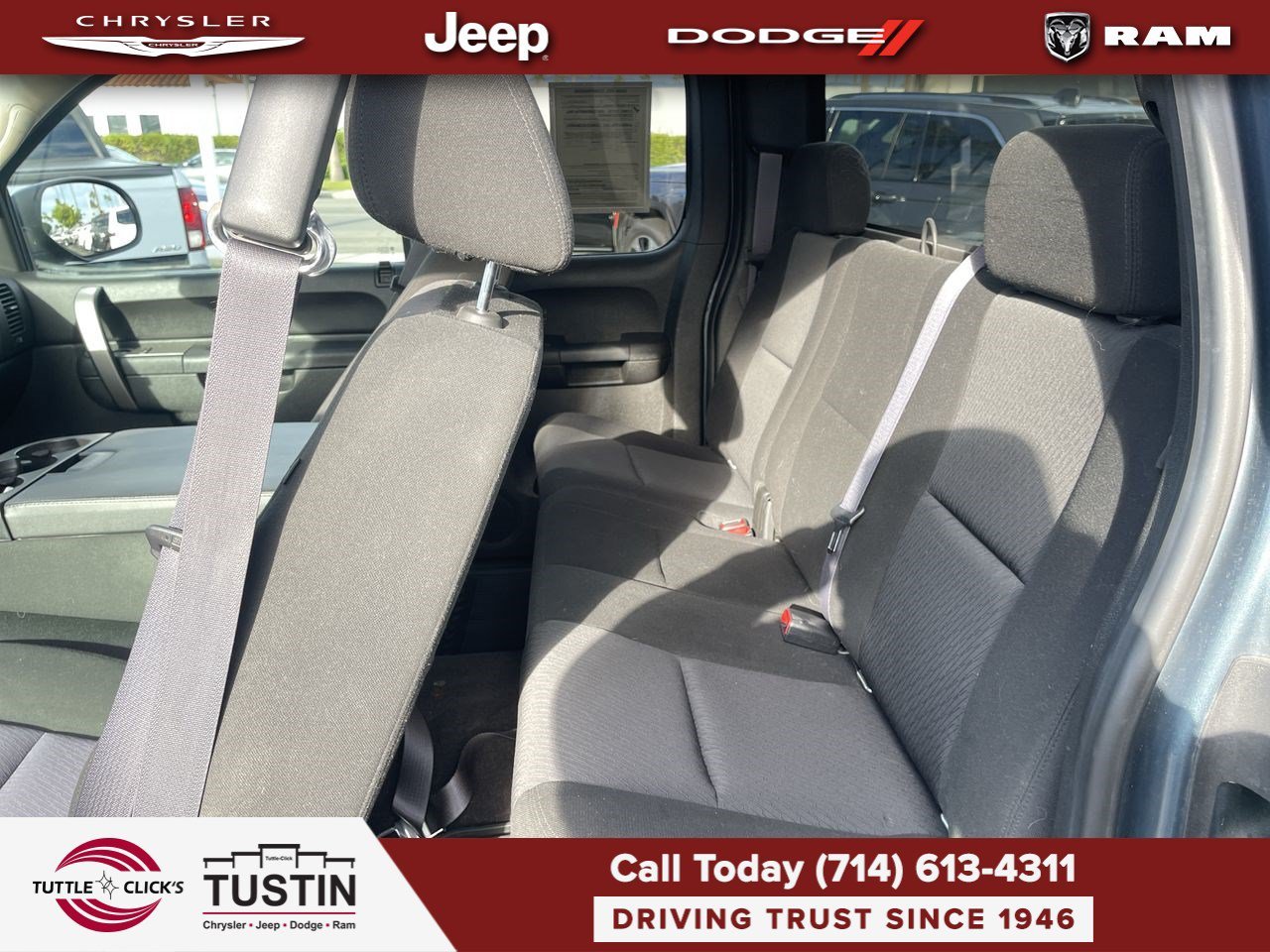 Used 2011 Stealth Gray Metallic GMC SLE image 28