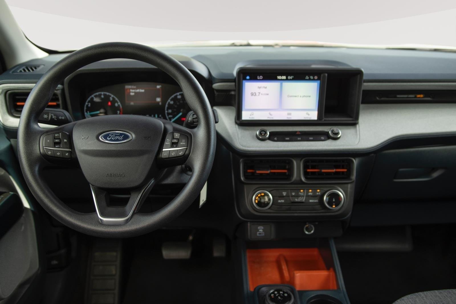 Used 2024 Atlas Blue Metallic Ford XLT image 3