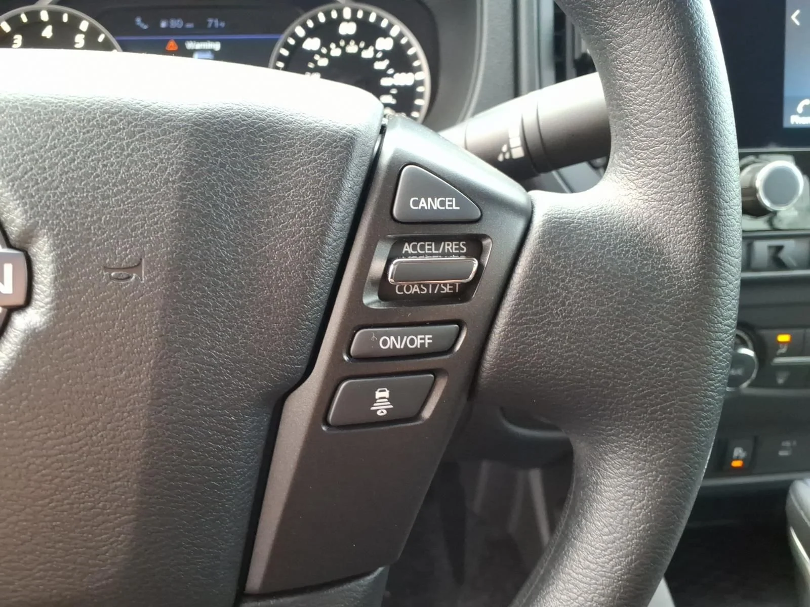 New 2026 Glacier White Nissan Crew Cab S image 18
