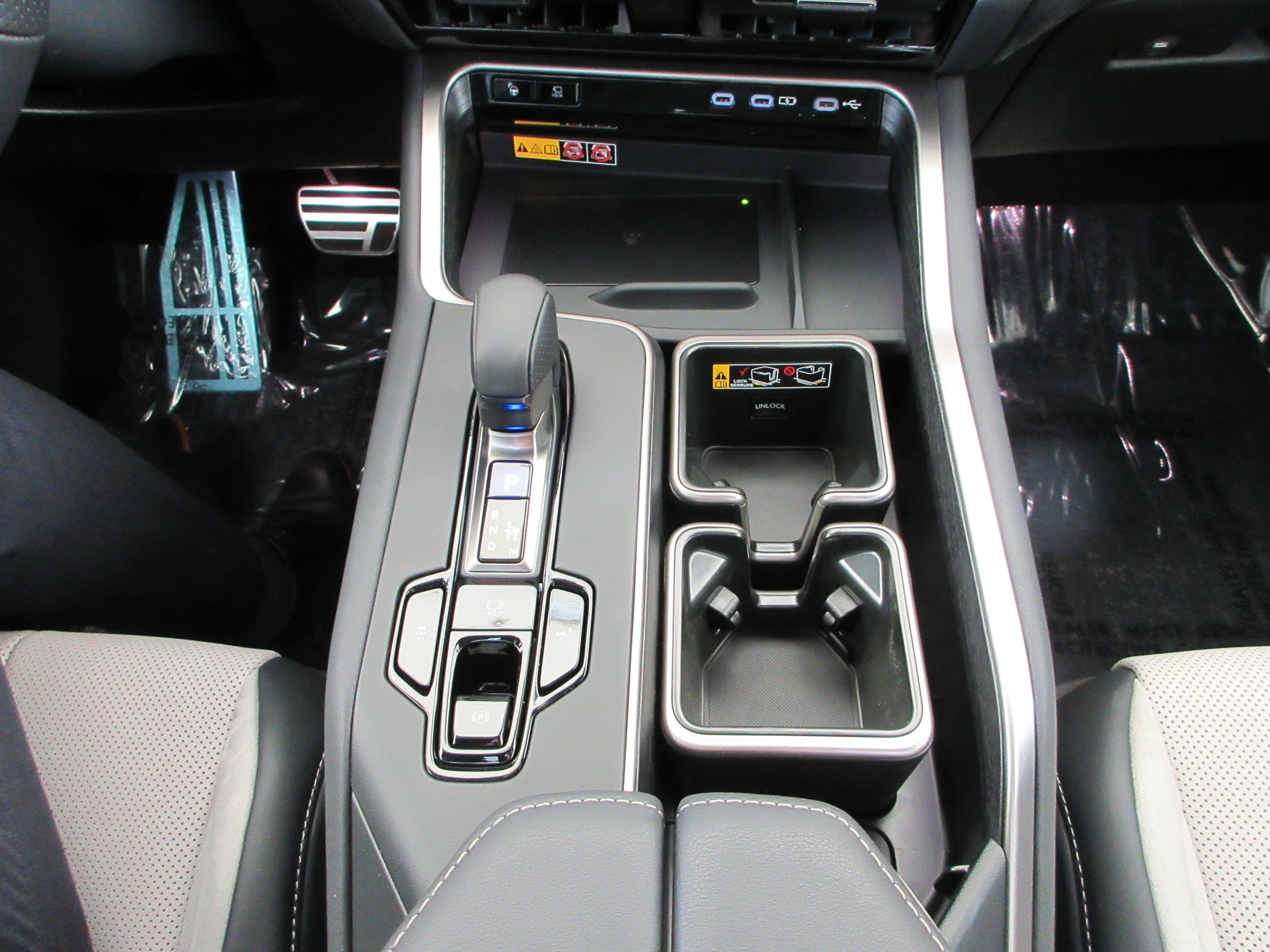 Certified Used 2026 CELESTIAL SILVER Lexus 500h F SPORT Performance Luxury image 51