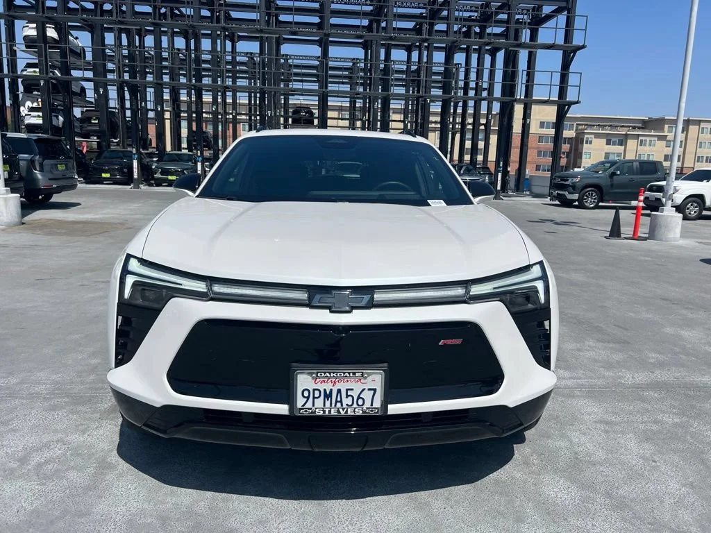 Used 2024 Chevrolet Blazer EV RS with VIN 3GNKDCRJ4RS172135 for sale in Los Angeles, CA
