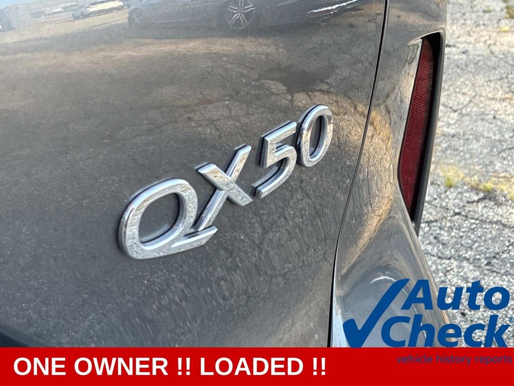 Used 2022 Gray INFINITI LUXE image 12