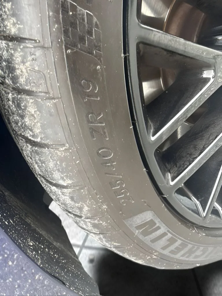 Used 2018 Blue Ford GT Premium image 20