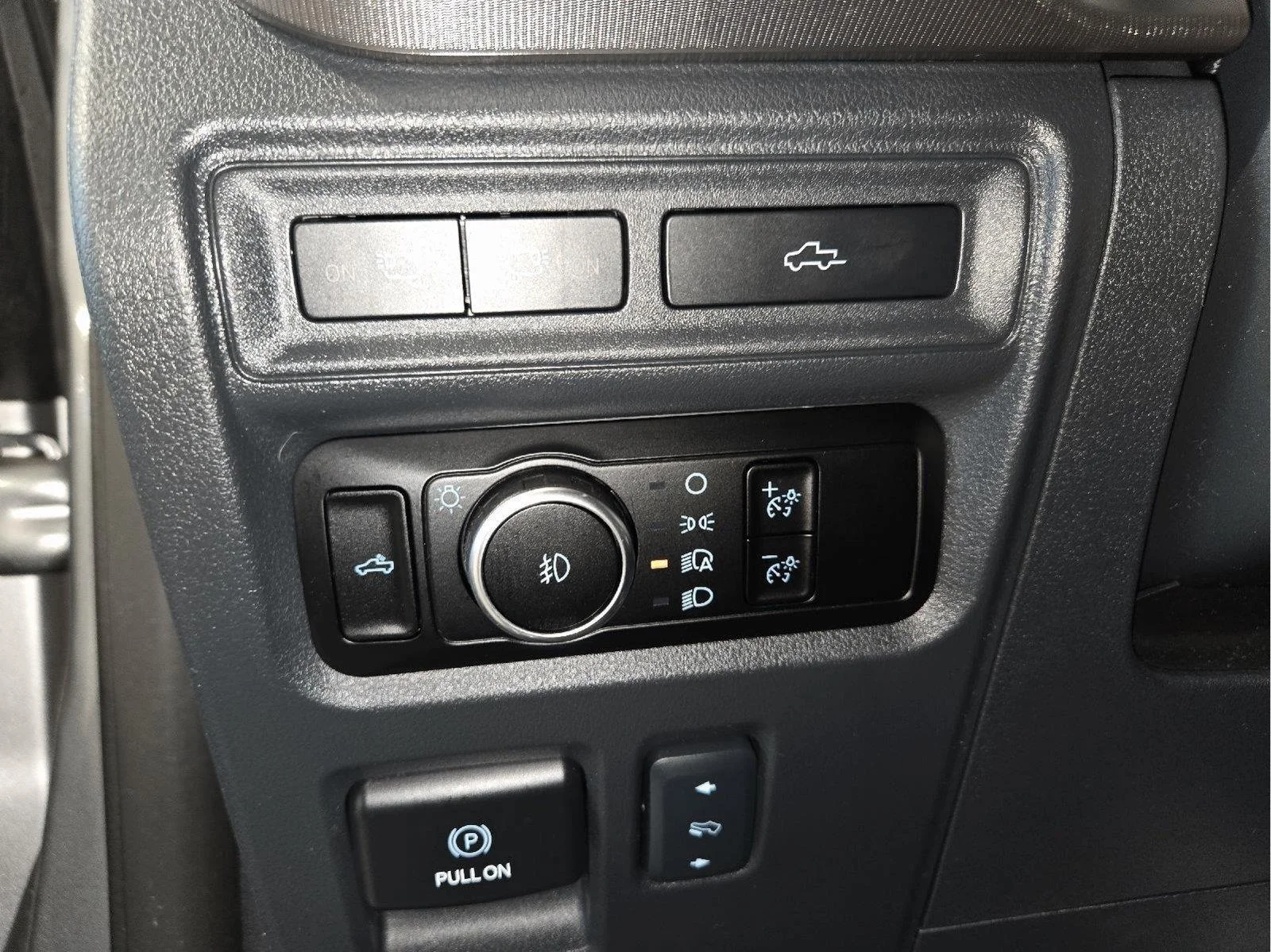 Used 2023 Iconic Silver Ford Raptor image 22