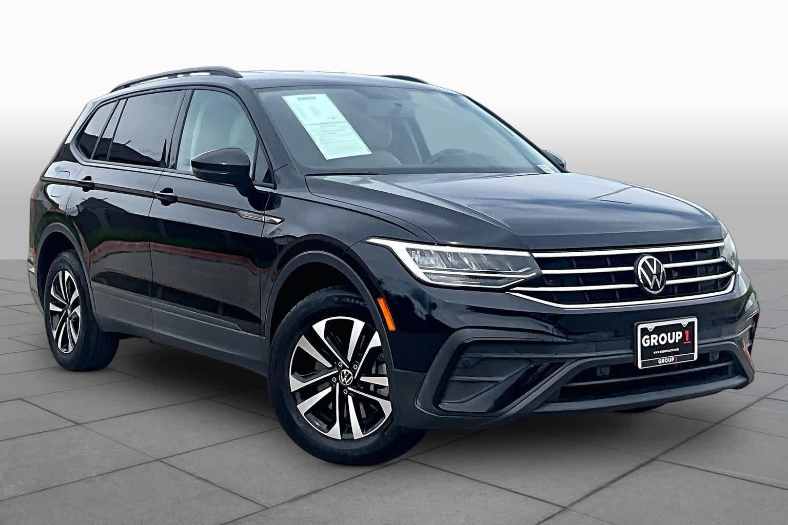 Used 2022 Deep Black Pearl Volkswagen S image 3