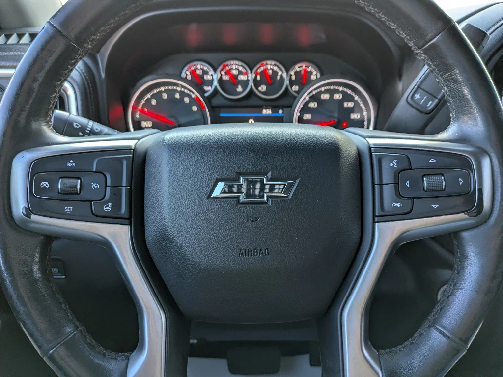 Used 2020 Cajun Red Tintcoat Chevrolet RST image 11