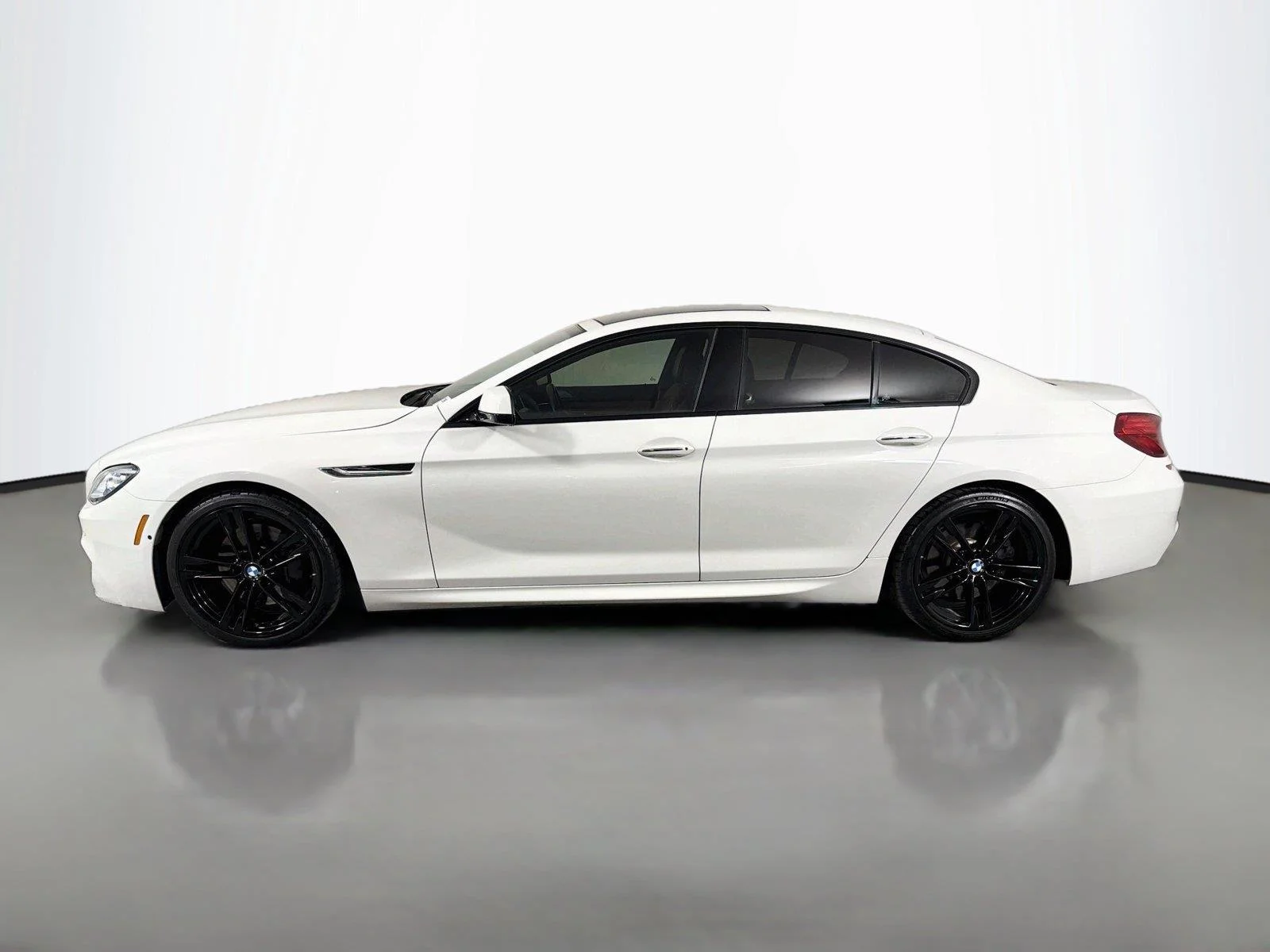 Used 2014 Mineral White Metallic BMW 650i image 9