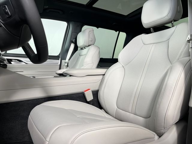 New 2026 Fathom Blue Pearl-Coat Exterior Paint (Late Availability) Jeep Limited Reserve image 6
