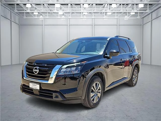 Used 2025 Black Nissan SV Front-Wheel Drive image 1