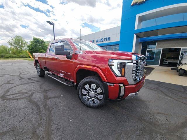 2024 GMC Sierra 4WD Crew Cab Standard Box Denali's photo