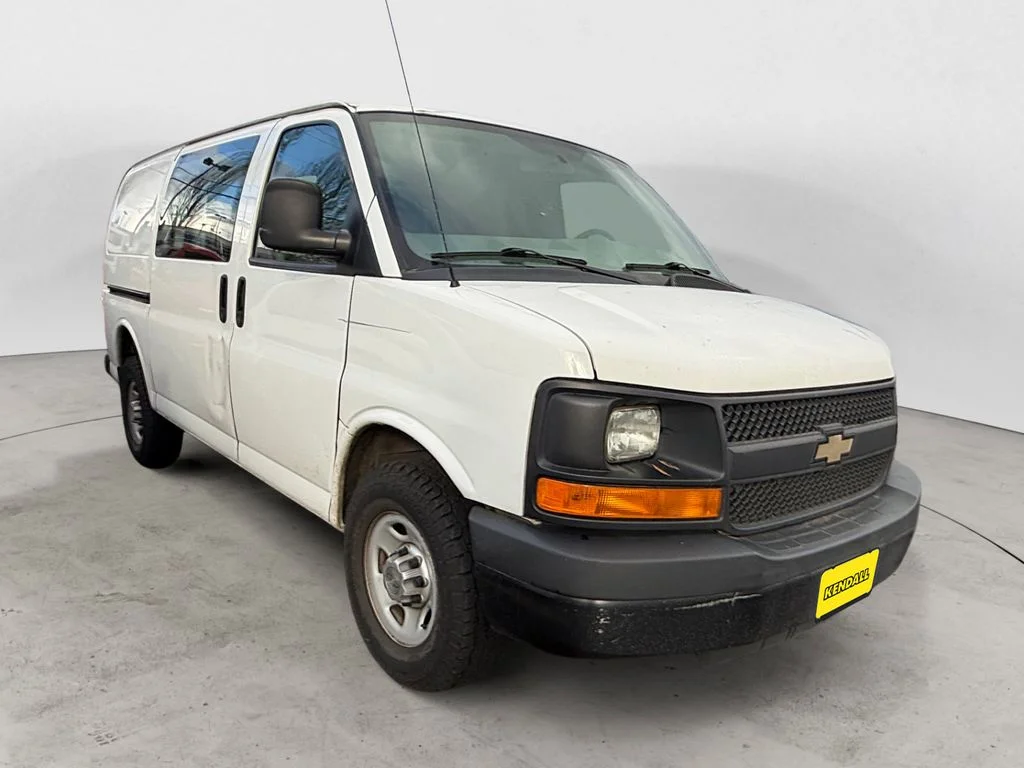 Used 2013 White Chevrolet Work Van image 4