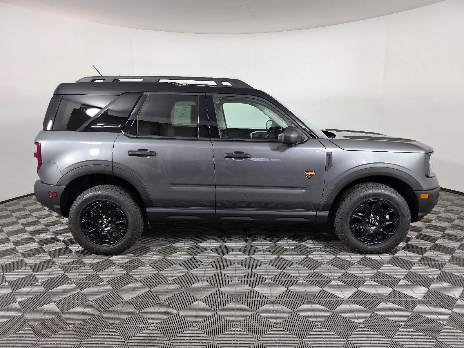 Used 2026 Carbonized Gray Metallic Ford Badlands image 10