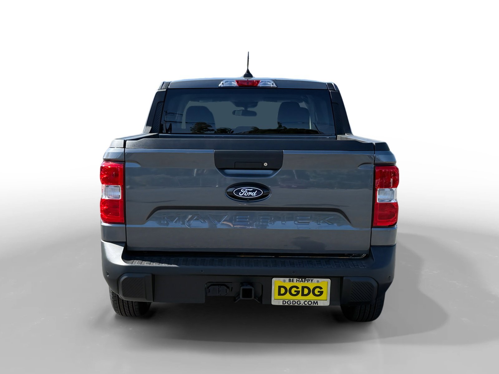 New 2026 Carbonized Gray Metallic Ford XLT image 4
