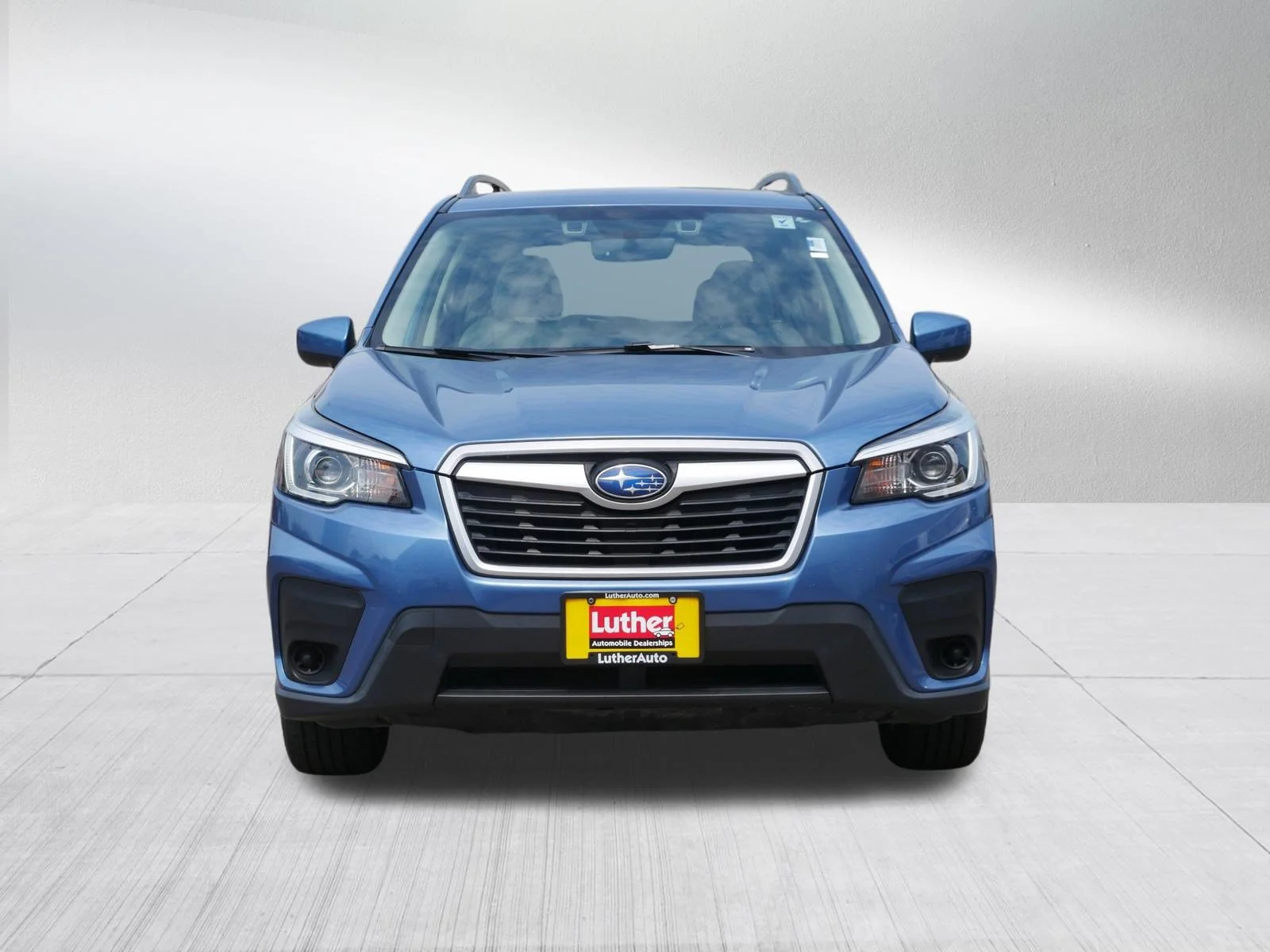 Used 2020 Horizon Blue Pearl Subaru Premium image 2