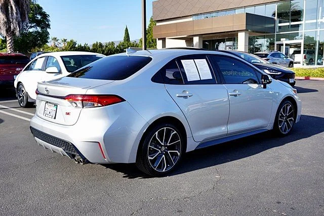 Used 2022 Silver Toyota SE image 7