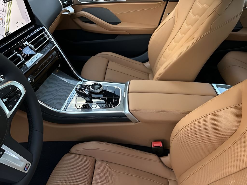 2026 BMW 8 Series 840i - Photo 25
