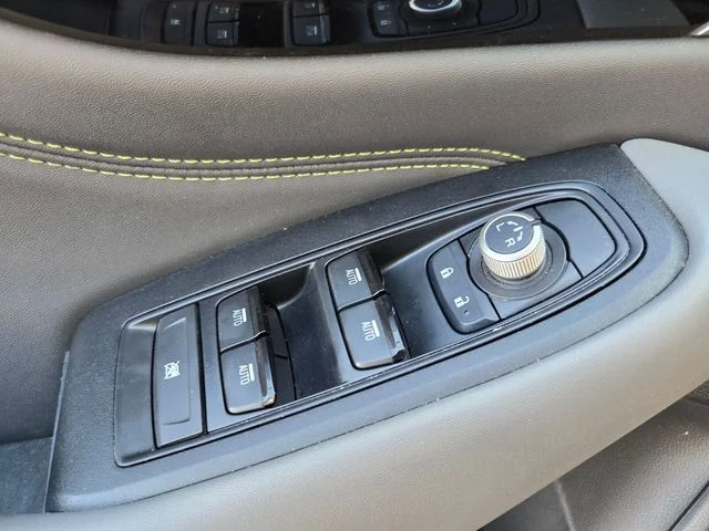 Used 2025 Gray Subaru Onyx Edition image 39