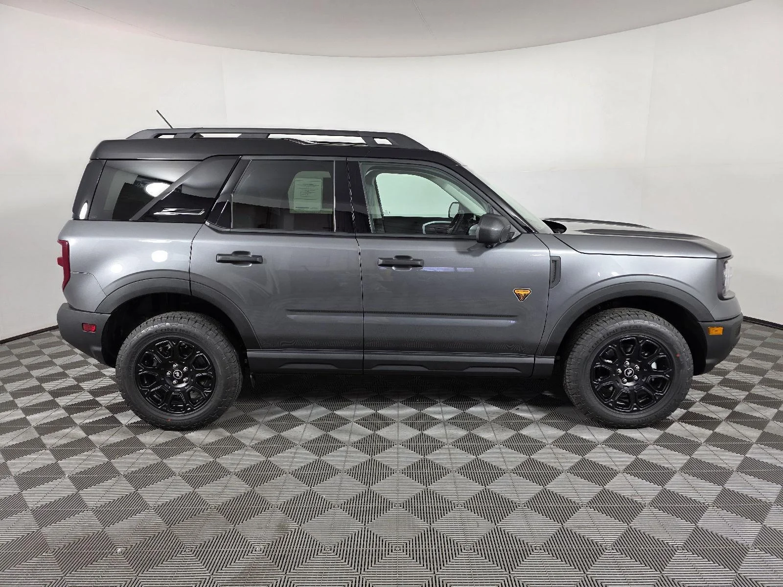 Used 2026 Carbonized Gray Metallic Ford Badlands image 10