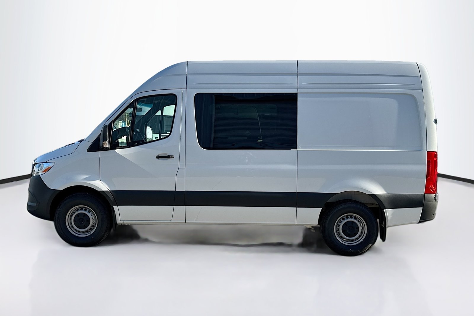 New 2026 Arctic White Mercedes-Benz  image 8