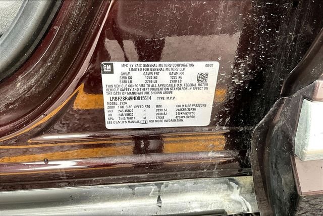 Used 2022 Red Buick Avenir image 5