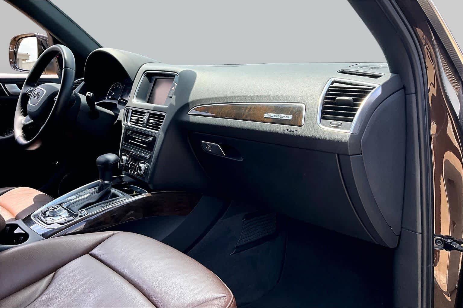 Used 2014 Teak Brown Metallic Audi Premium Plus image 17