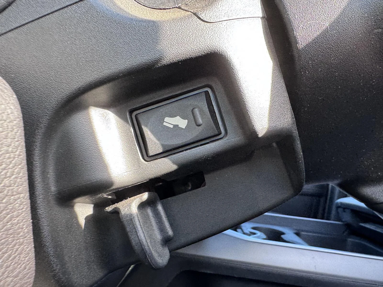 Used 2021 Diamond Black Crystal Pearlcoat Ram Big Horn image 14