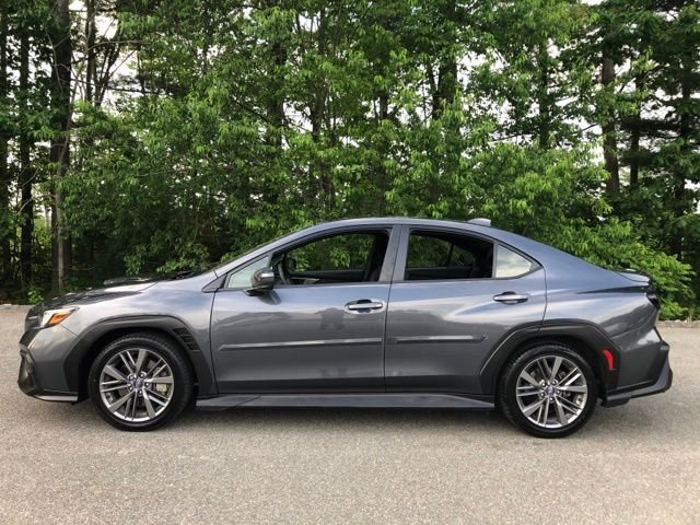 Used 2024 Gray Subaru Base image 8