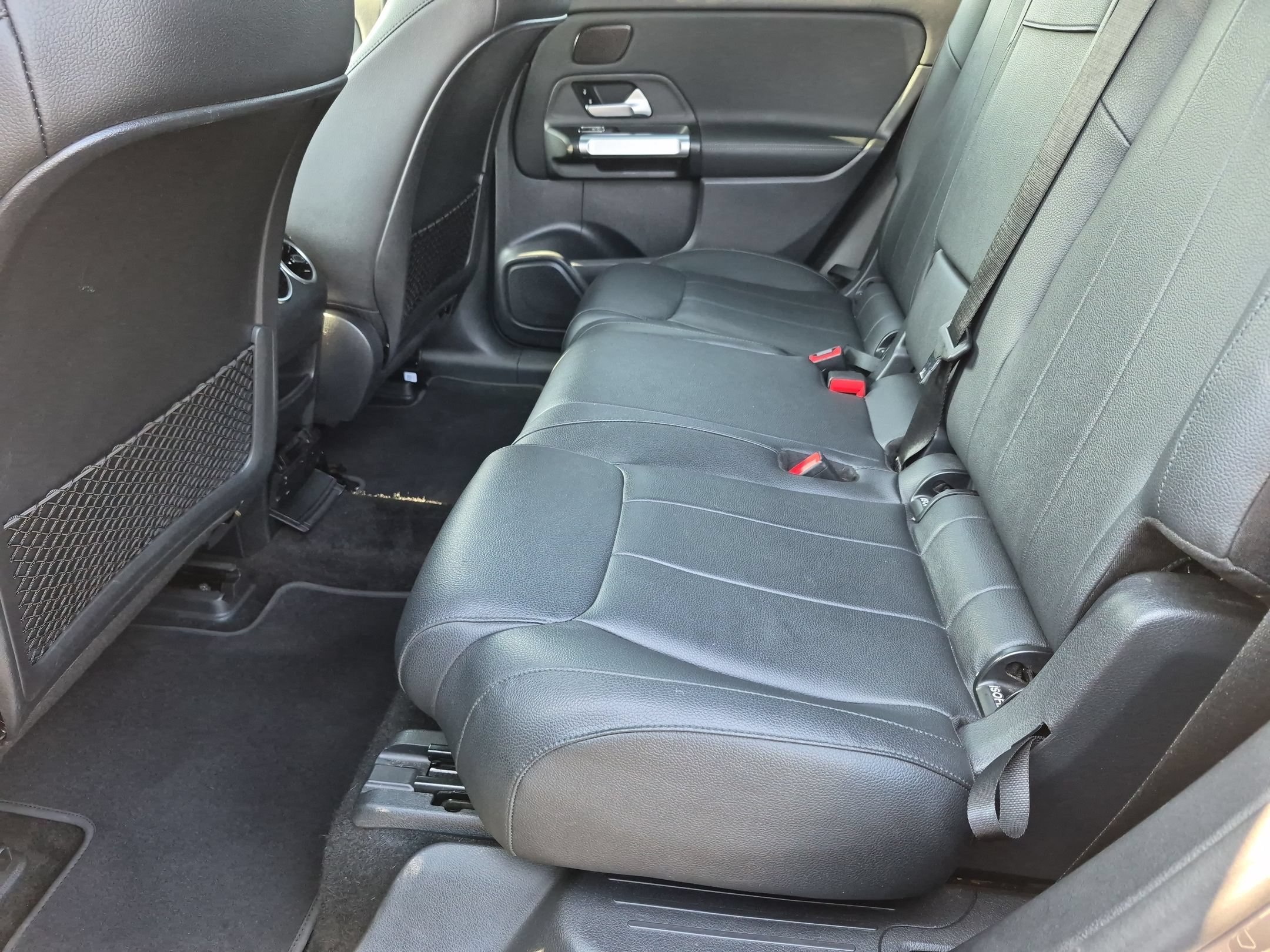 Used 2022 Mountain Gray Metallic Mercedes-Benz EQB 350 image 30
