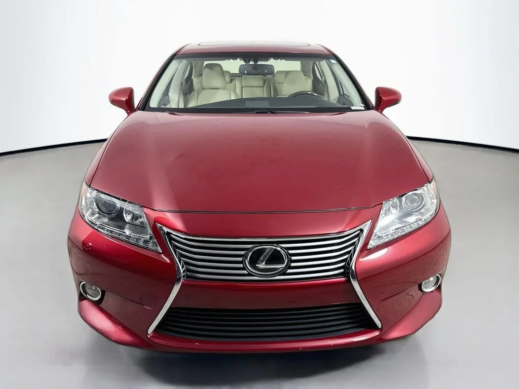 Used 2014 Matador Red Mica Lexus Base image 6