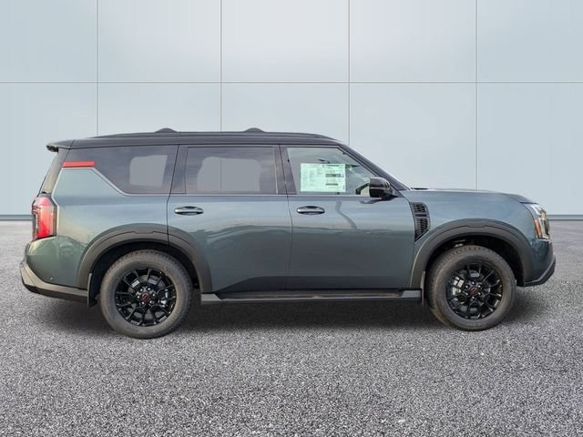 New 2026 Alpine Metallic / Super Black Two-tone Nissan PRO-4X® image 4