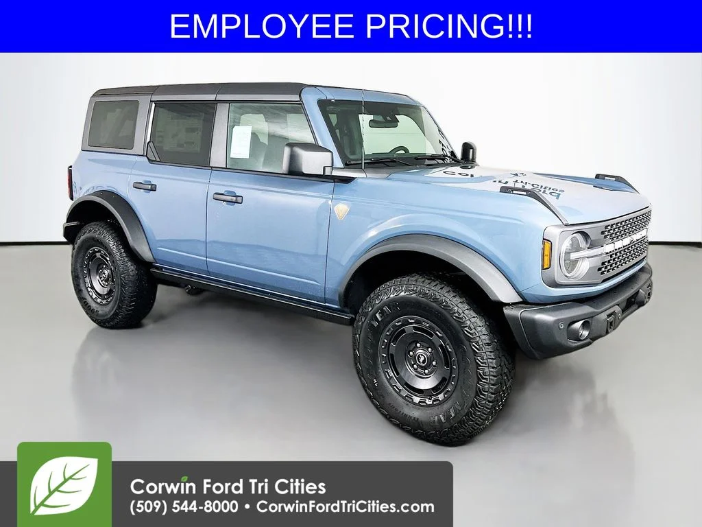 2025 Ford Bronco Badlands 4x4's photo