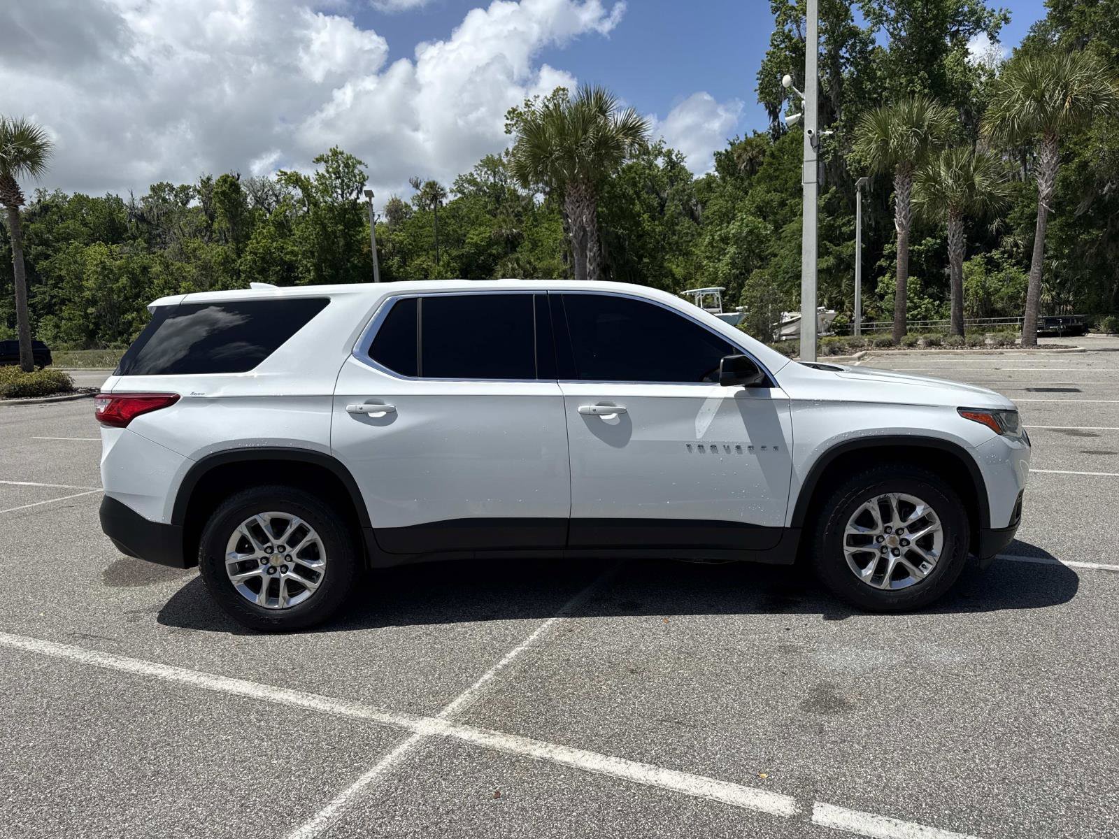 2021 Chevrolet Traverse LS