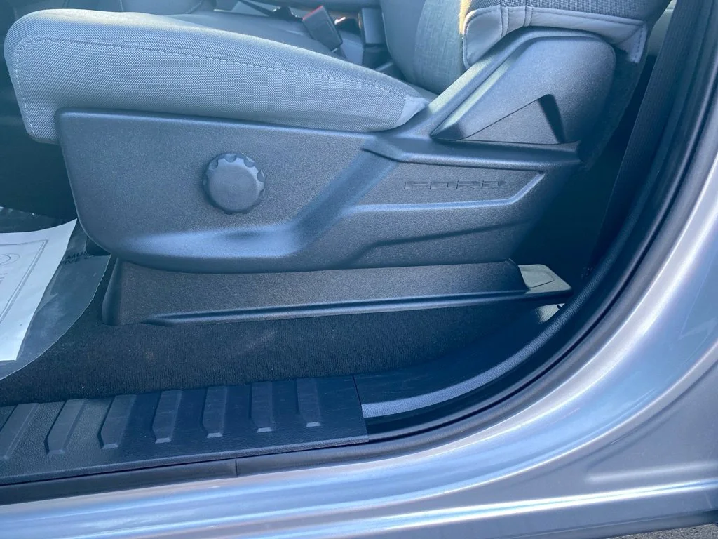 Used 2024 Silver Ford XL image 13